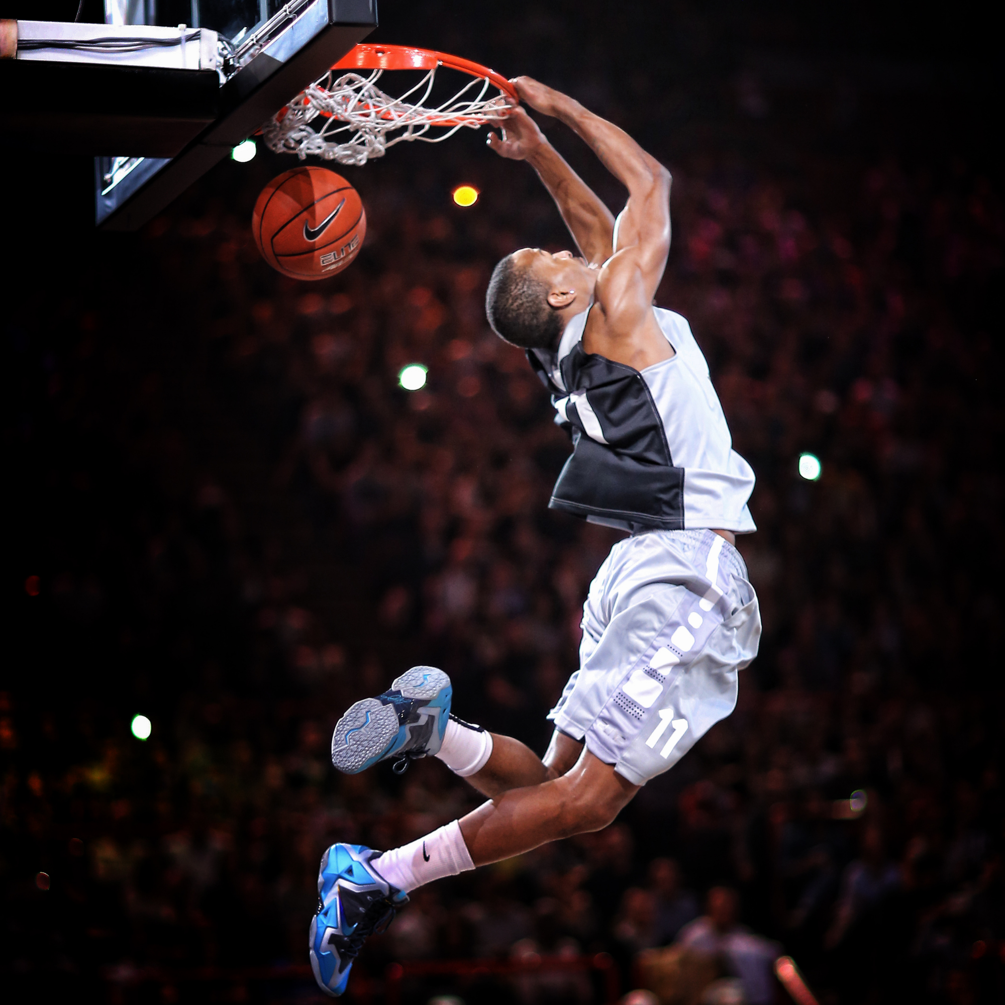 BASKETBALL